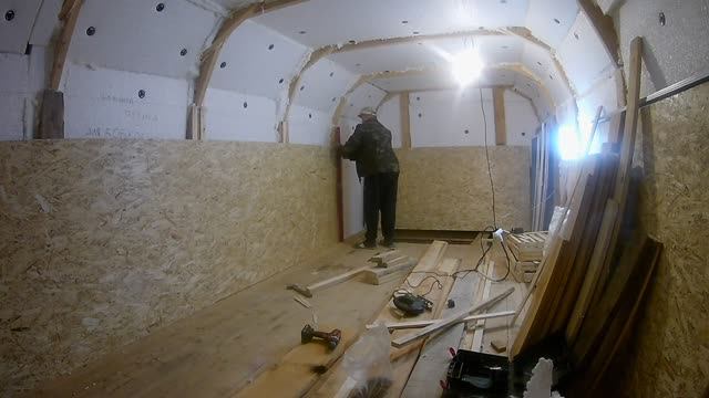 Монтаж плит осб в мансардной крыше #своимируками смотреть онлайн