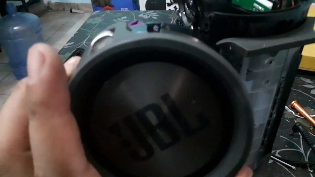 JBL xtreme se apaga solución смотреть онлайн