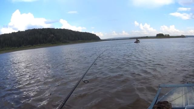 Рыбалка на Оби. Соревнуемся с Людмилой. смотреть онлайн