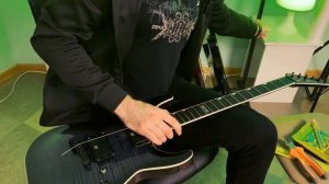 ПО МНОГОЧИСЛЕННЫМ ПРОСЬБАМ - КАК НАСТРОИТЬ ЭЛЕКТРОГИТАРУ / ЗАМЕНА СТРУН / ПРОГИБ ГРИФА / МЕНЗУРА