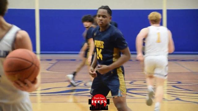 Pius XI Gets TESTED By New Berlin West! Jaquan Johnson Drops 36 Points! смотреть онлайн