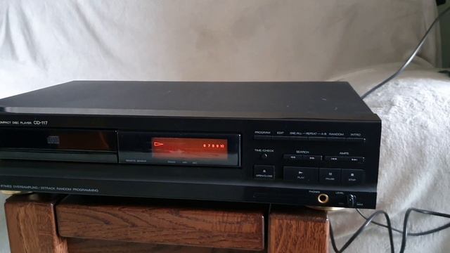 CD-Player Sansui CD-117 (quite rare player) работоспособность смотреть онлайн