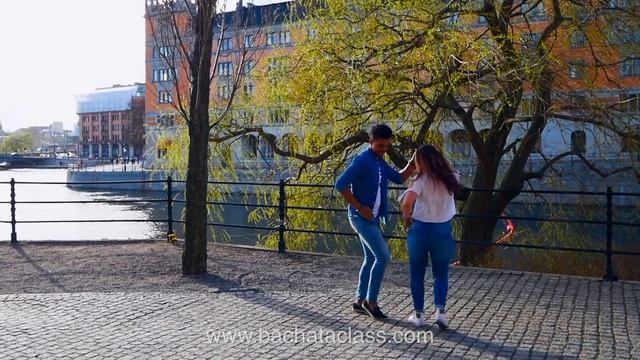 Junior y Carolina Bachata Baile "Busco Una Mujer" Joan Soriano смотреть онлайн