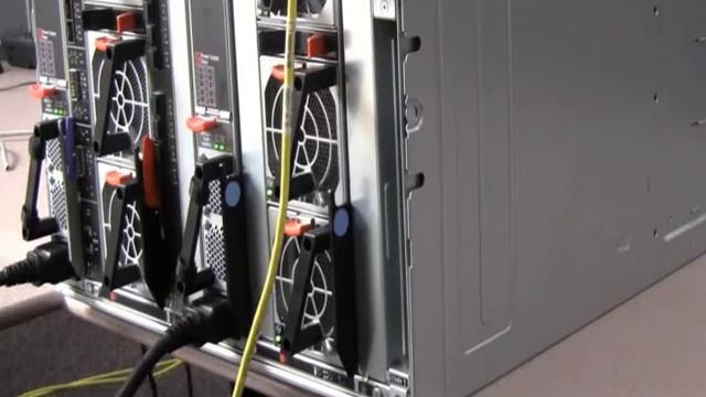 IBM Flex System x8721 Remove CMM смотреть онлайн