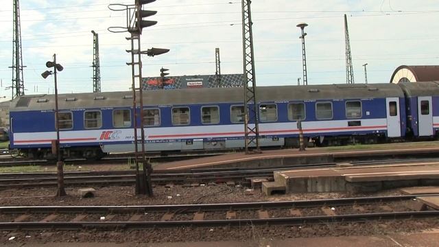 [MÁV] Электровозы на ст. Будапешт-Келети / [MÁV] Electric locos 432, 360 and 433 at Budapest-Keleti смотреть онлайн