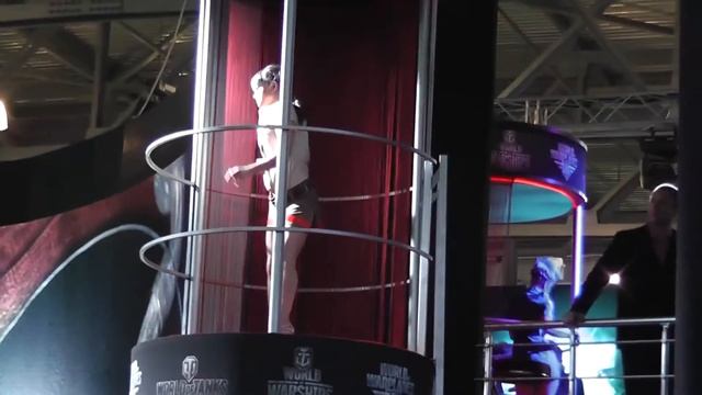 Девушка для дачного интерьера) смотреть онлайн