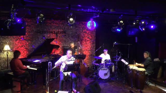 藤井摂 Setsu Fujii Club Suave Passion Fruit by Ronnie Cuber смотреть онлайн
