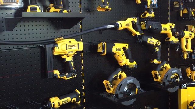 DeWALT DCE088R - DeWALT Linienlaser - DeWALT laser red - DeWALT Shop www.ptnaradie.sk смотреть онлайн