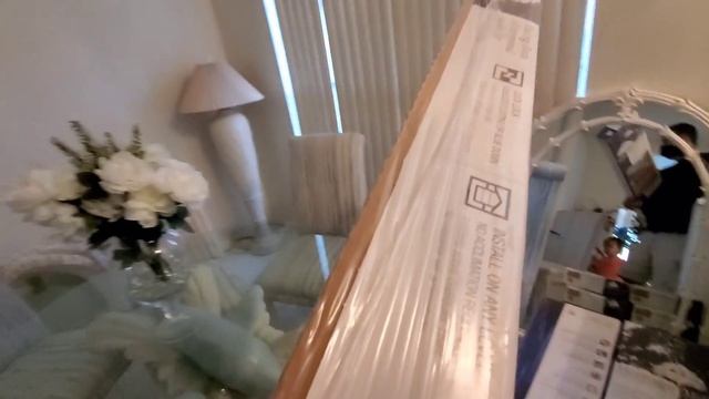 Ремонт в США. Оливия научилась укладывать паркет! смотреть онлайн