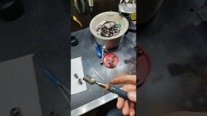 A6C4TDI Машина заглохла, пружины плунжера.