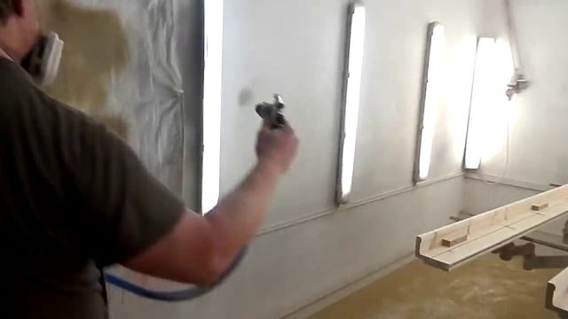 WOODMAN: Spraying With Anest Iwata MSU 323 C - Airmix / Отделка Airmix-ом