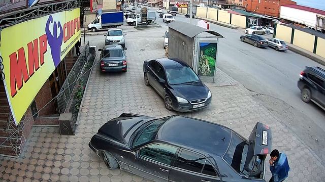 Polyvision PNM-IP2-V12 v.2.5.6 День Авто Человек смотреть онлайн