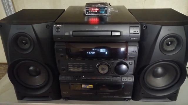 Звук музыкального центра Sony MHC-551 смотреть онлайн
