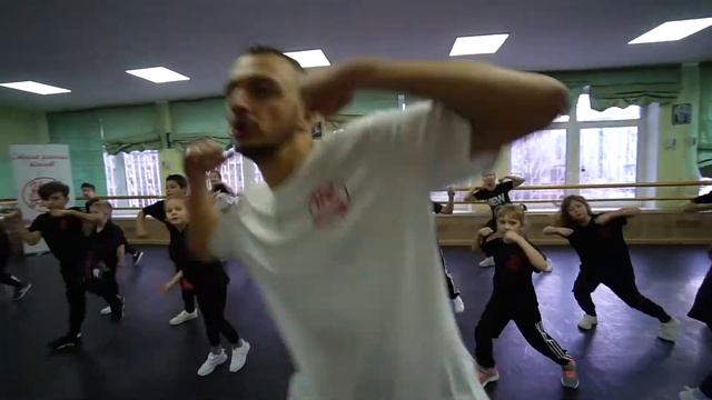 Студия уличных танцев VINYL DANCE FAMILYf смотреть онлайн