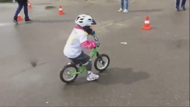 Первая Беговелогонка в Вологде в День Защиты Детей 01.06.2017 смотреть онлайн