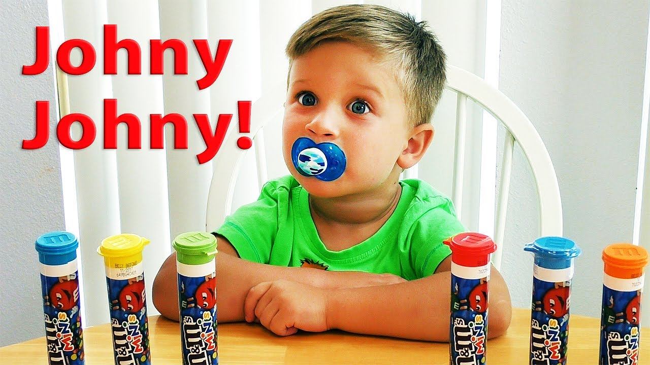 Bad Kid Steals M&M's IRL Learn Colors with Candy Johny Johny Yes Papa Nursery Rhymes Songs смотреть онлайн