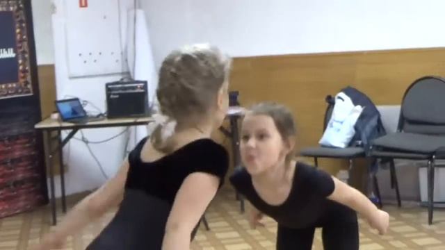 За кулисами театра танца MIX MODERN смотреть онлайн