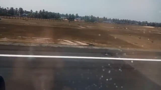 Airplane Landing on Thiruvananthapuram International Airport, India смотреть онлайн