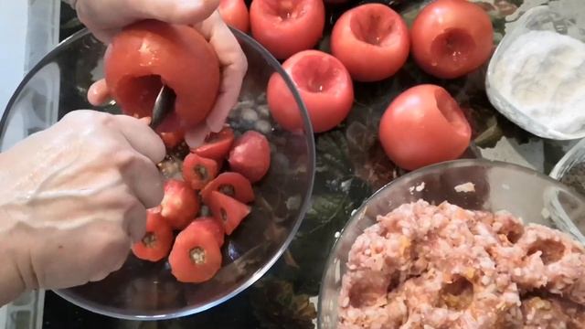 ✅ Рецепт Фаршированных помидор мясным фаршем - готовим в духовке ??? смотреть онлайн
