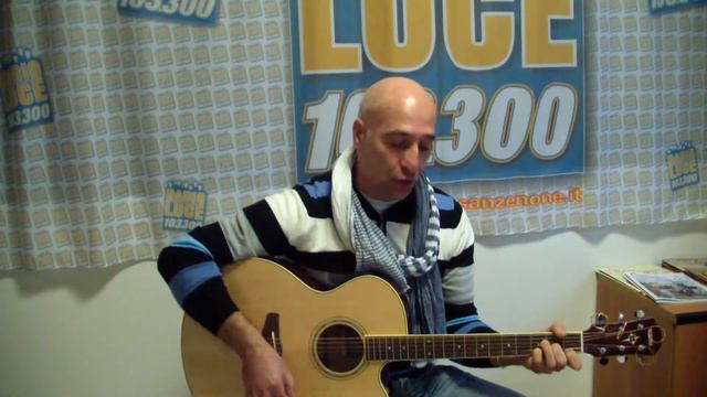 Stefano Linzi, cantautore cattolico, live a Radio Luce di San Zenone (TV) смотреть онлайн