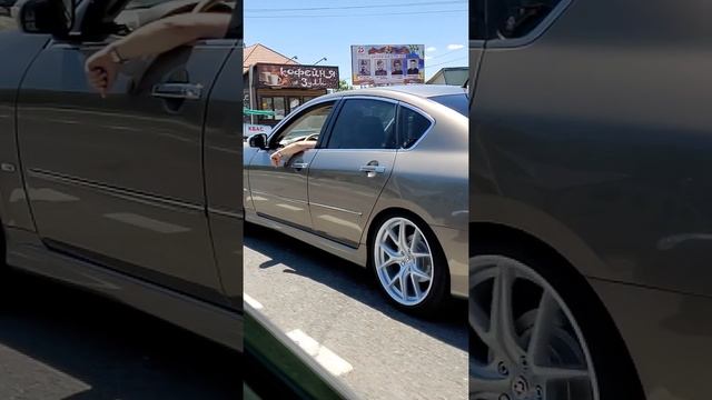 Infiniti M Slow Mo смотреть онлайн