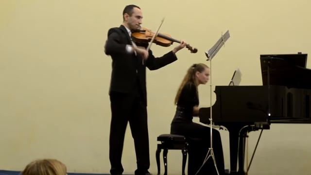 F. Schubert - Sonata 'Arpeggione' D. 821 (2,3) смотреть онлайн