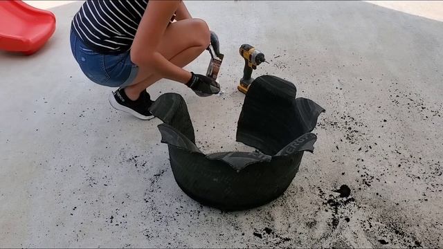 Making a 3-tier water fountain using old tires and cement / Great DIY idea for recycling used tires смотреть онлайн