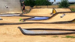 СУПЕР ГОНКИ на радиоуправляемых моделях машинок БАГГИ Races on radio-controlled models of cars