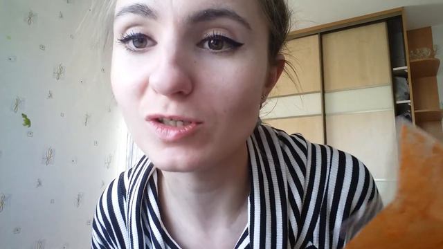 АСМР на русском/Тихий голос/подарки от подруги смотреть онлайн