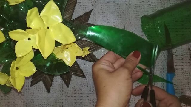 Стебель и листья одним целым. Супер способ-быстро и легко! The Stem And Leaves Are One Piece.