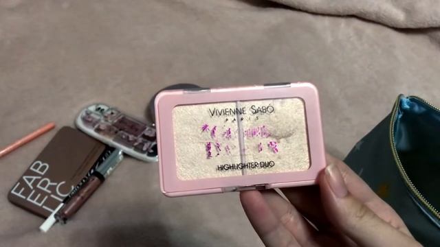 Что в моей косметичке?#tag смотреть онлайн