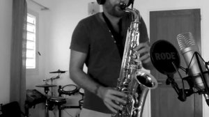 Worakls - Blue ( Jimmy Sax live)