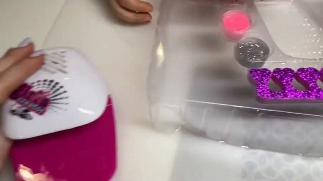 Яркий маникюр для девочки смотреть онлайн