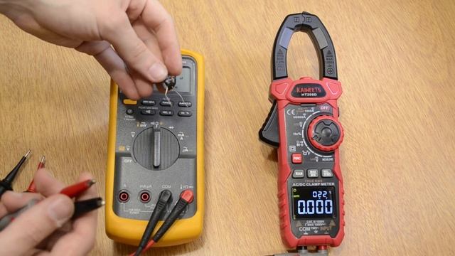 HT208D: Revisión pinza amperométrica AC/DC смотреть онлайн
