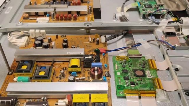 РемонтТелевизора LG 50PK250R, выключается. смотреть онлайн