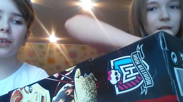 Расспаковка Heath Burns из Monster High смотреть онлайн