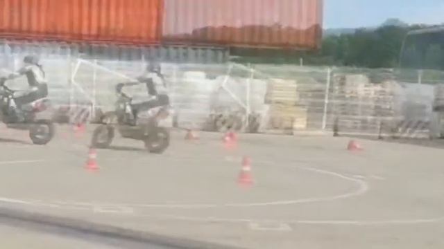 Питбайк Аполло RFZ 125 . смотреть онлайн