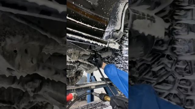 Обязательно промывайте полости рамы внедорожника, чтобы не допустить ее разрушение смотреть онлайн