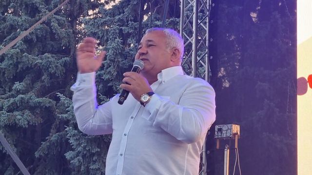 Примар Бельц Николай Григоришин выступает на Street Food Festival смотреть онлайн