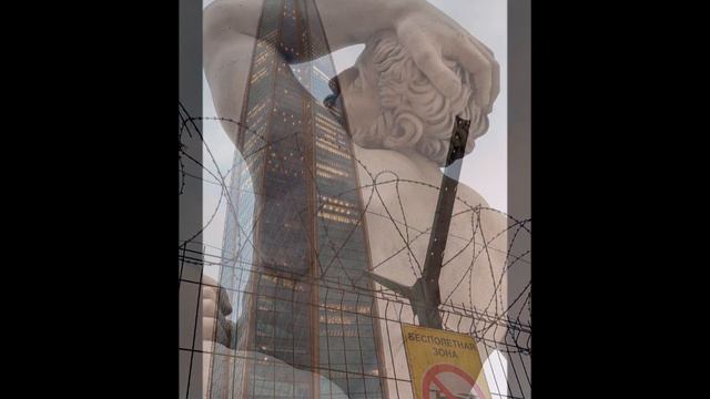 "ЗОЛОТАЯ ЛУНА"... (Фото Лилии Хлебниковой (СПб), музыка группы МГК (Ещё раз про любовь)) смотреть онлайн