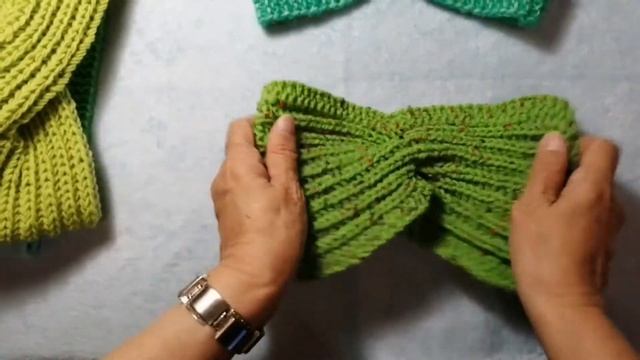 Повязки на голову спицами и крючком. Брошь. #повязка #брошь