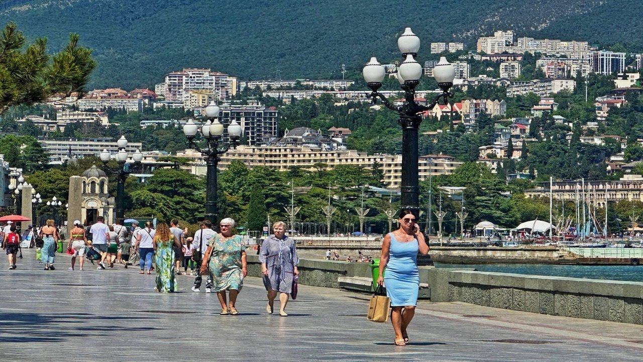 КРЫМ - БЕЗОПАСНЫЙ отдых! ЯЛТА 2024. ВЫСШИЙ СЕРВИС. ПОКАЗЫВАЕМ только правду! Ресторан Доктор Виски. смотреть онлайн