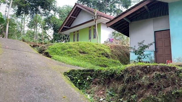 walk through a beautiful village - the ambience of a West Java Indonesian village смотреть онлайн