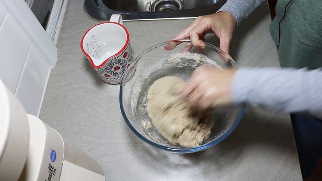 Fermented Oats Sourdough Bread. 100% whole grain sourdough using a rolled oats (oatmeal) starter! смотреть онлайн