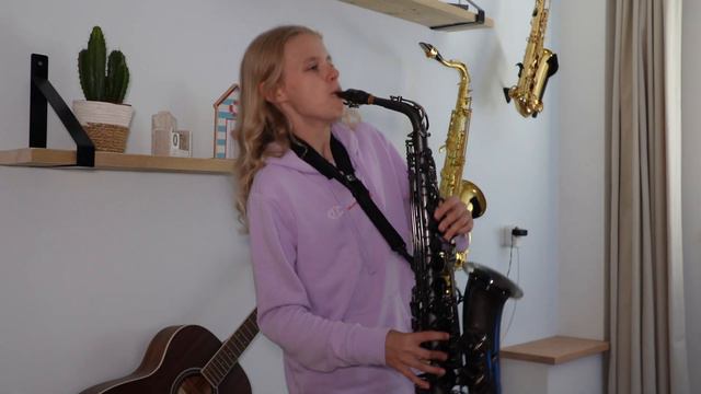 Dance Monkey - Tones And I | Saxophone Cover Danique смотреть онлайн