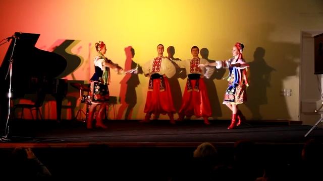 Балет "Русский Стиль". Украинский народный танец "Гопак" смотреть онлайн