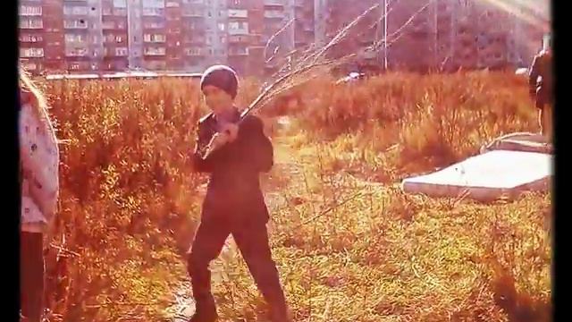 Мальчики напали на друг друга и на меня👋 смотреть онлайн