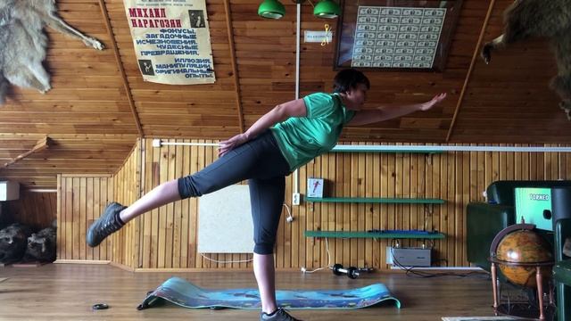 Зарядка с использованием статических упражнений с тренером Татьяной Федоровой смотреть онлайн