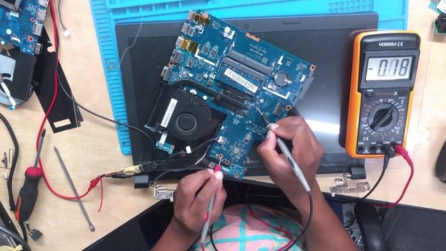 Lenovo ideapad 305 not showing anything on the screen repair смотреть онлайн