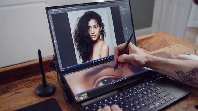 Why every laptop should have this - Asus ROG Zephyrus Duo 16 Review смотреть онлайн
